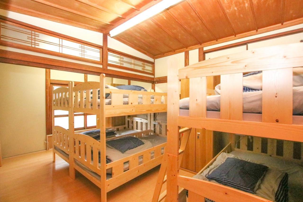 Guesthouse Omoya--全個室--囲炉裏のぬくもりと共にグループの絆を深める古民家宿でゆっくりとした時間を-6名部屋-6名部屋-8名部屋--最大20名-ペット同伴可は一室のみ- 마쓰야마 외부 사진